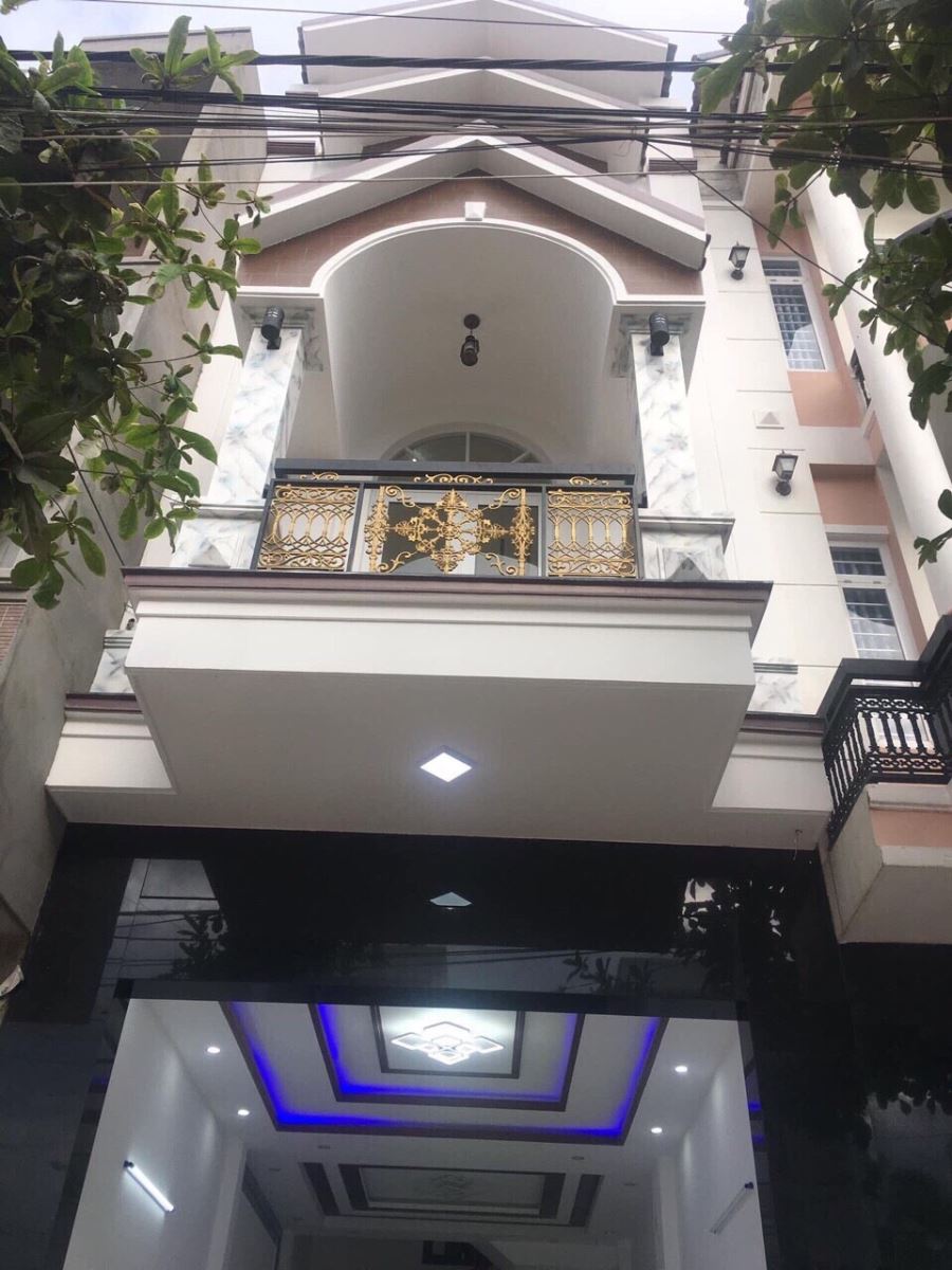 Bán Nhà 3 mê mặt tiền Hoàng văn Thái 
